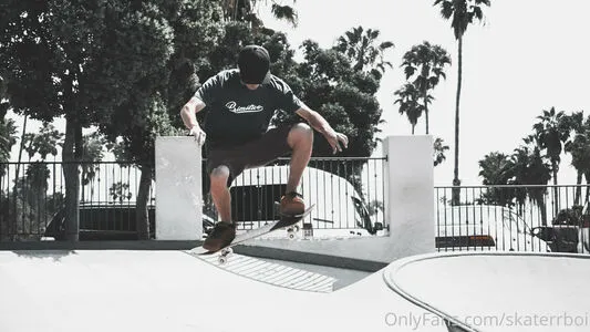 Skaterrboi OnlyFans Leaked Free Thumbnail Picture - #bc41rbmP0E