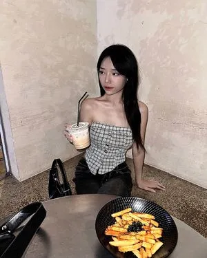 Skaye Cosplay OnlyFans Leaked Free Thumbnail Picture - #wVseaDuE2B