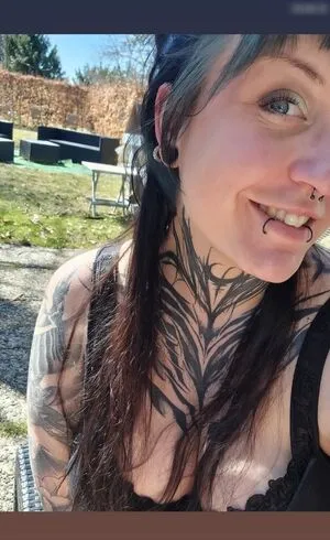 Skelli OnlyFans Leaked Free Thumbnail Picture - #Aahrp23mpt