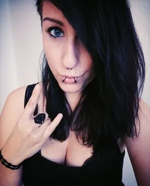 Skelli OnlyFans Leaked Free Thumbnail Picture - #K8F2pkaq0E