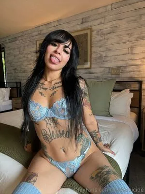 Skies Suicide OnlyFans Leaked Free Thumbnail Picture - #0mEuGA8zDP
