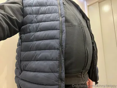 Skinny Twiggy OnlyFans Leaked Free Thumbnail Picture - #PjPen1gdob