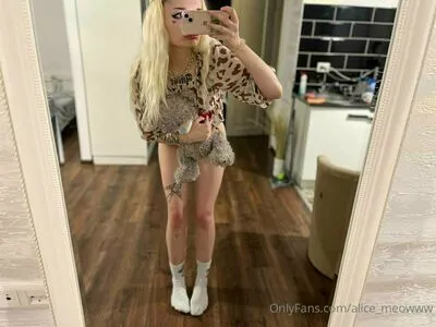 Skinny Tyan OnlyFans Leaked Free Thumbnail Picture - #VdD7SWMNrJ