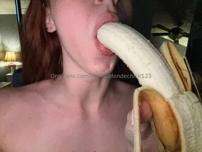 Skinnyblondechick123 OnlyFans Leaked Free Thumbnail Picture - #9uLXglcI3C