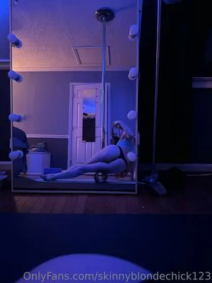 Skinnyblondechick123 OnlyFans Leaked Free Thumbnail Picture - #CgY3P4n1EV