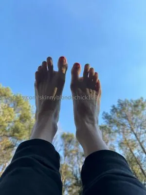 Skinnyblondechick123 OnlyFans Leaked Free Thumbnail Picture - #ZZXsA8T6cc