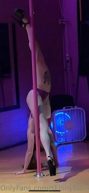 Skinnyblondechick123 OnlyFans Leaked Free Thumbnail Picture - #nQsSivnCPL