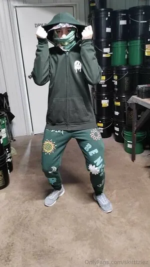 Skitttziez OnlyFans Leaked Free Thumbnail Picture - #ImEwVBe25S