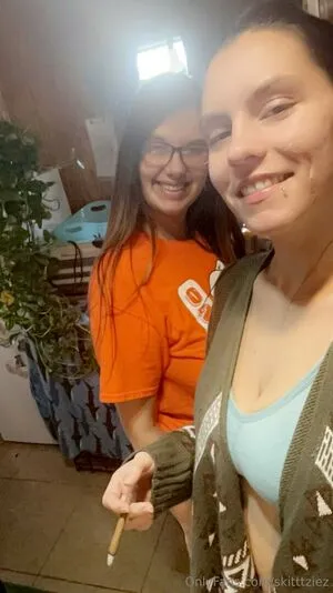 Skitttziez OnlyFans Leaked Free Thumbnail Picture - #jMDQyk3spi