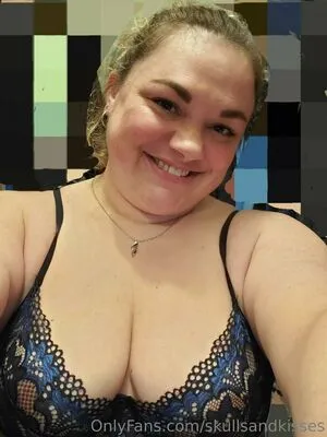 Skullsandkisses OnlyFans Leaked Free Thumbnail Picture - #QCHTAN2TQk