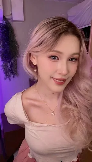 Skwid OnlyFans Leaked Free Thumbnail Picture - #MSa68hLD91