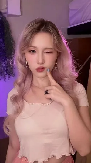 Skwid OnlyFans Leaked Free Thumbnail Picture - #OshTFQRaRo