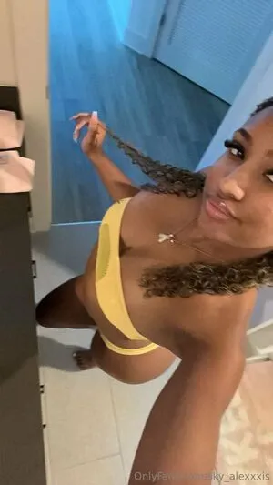 Sky Alexxxis OnlyFans Leaked Free Thumbnail Picture - #30LYd8mcde