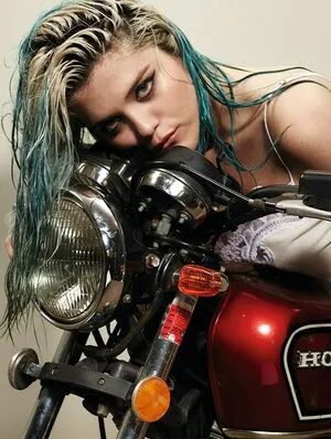 Sky Ferreira OnlyFans Leaked Free Thumbnail Picture - #MrN8eJwpZn