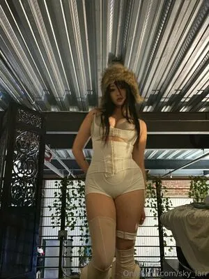 Sky Larr OnlyFans Leaked Free Thumbnail Picture - #yVivZ2IpzY