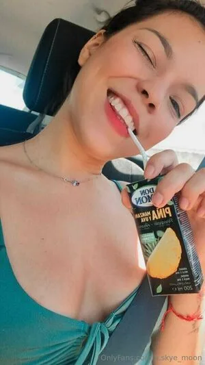 Sky Moon OnlyFans Leaked Free Thumbnail Picture - #nESi9HZMn3
