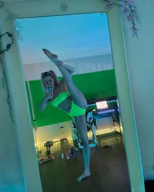 Sky Sky OnlyFans Leaked Free Thumbnail Picture - #KWIVvWxOsc