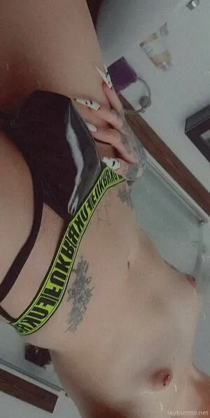 Skyburrito OnlyFans Leaked Free Thumbnail Picture - #KZprsRECuI