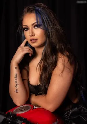 Skye Blue OnlyFans Leaked Free Thumbnail Picture - #Nhy2F7ZLYH