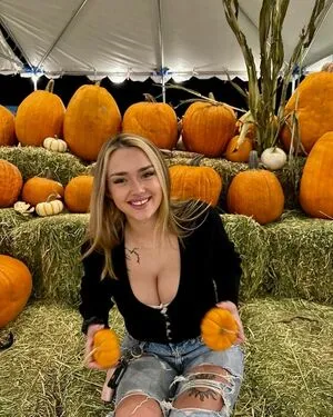 Skye Raya OnlyFans Leaked Free Thumbnail Picture - #f6jZ67J0NP
