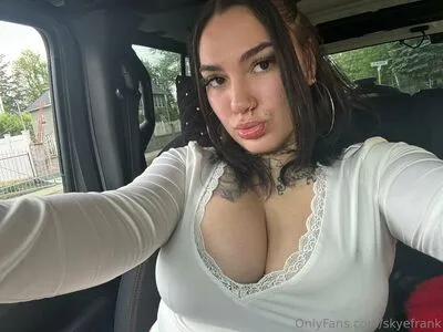 Skyefrank OnlyFans Leaked Free Thumbnail Picture - #BotA2vA7ev