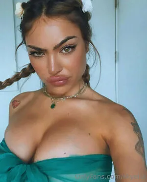 Skyelia OnlyFans Leaked Free Thumbnail Picture - #TsBkr6wmoQ