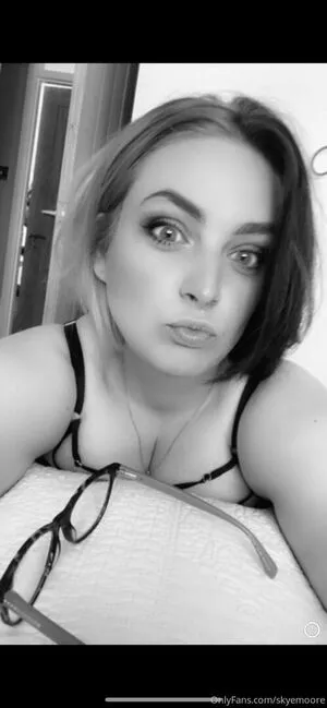 Skyemoore OnlyFans Leaked Free Thumbnail Picture - #O9WUhioeNS