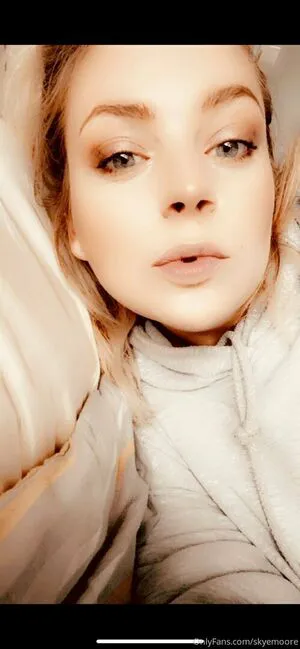 Skyemoore OnlyFans Leaked Free Thumbnail Picture - #x4EFMSGnu3