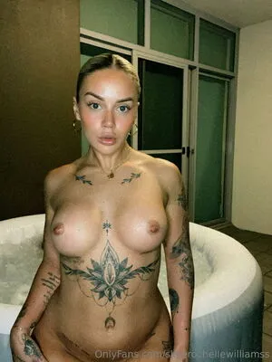 Skyerochellee OnlyFans Leaked Free Thumbnail Picture - #risMWzieuE