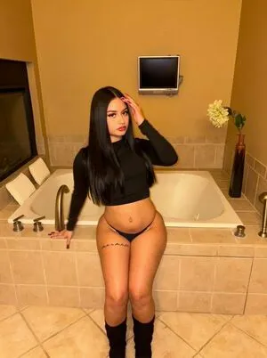 Skyetesfaye OnlyFans Leaked Free Thumbnail Picture - #502m7CnqV9