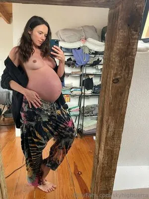 SkyHighSierra OnlyFans Leaked Free Thumbnail Picture - #Fyvaq744f7