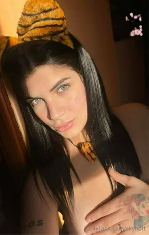Skyhott OnlyFans Leaked Free Thumbnail Picture - #McuaeXQUyV