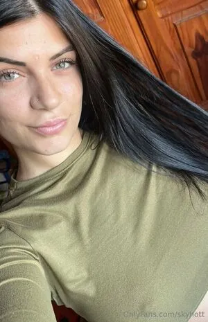 Skyhott OnlyFans Leaked Free Thumbnail Picture - #b6zh6dqSom