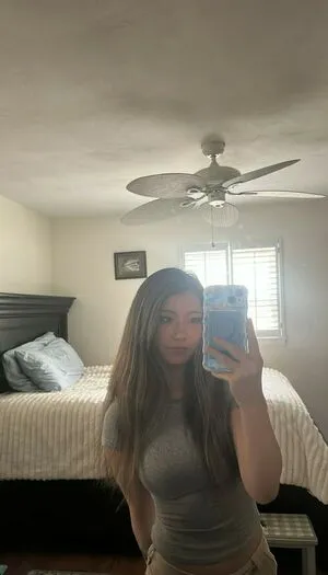 Skyim OnlyFans Leaked Free Thumbnail Picture - #lrcE7Q9zn5