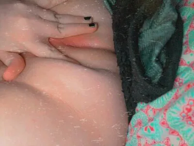 Skylakat OnlyFans Leaked Free Thumbnail Picture - #FCCSfIXSVT