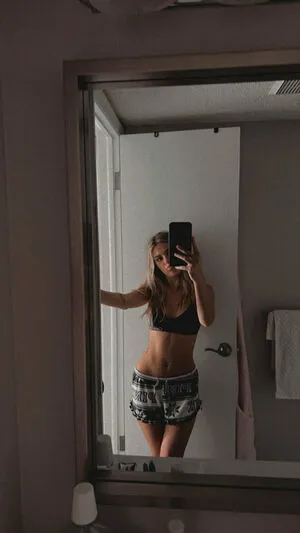 Skylarmilosh OnlyFans Leaked Free Thumbnail Picture - #W2I4UM8mwv