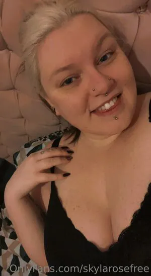 Skylarosefree OnlyFans Leaked Free Thumbnail Picture - #cHWgkHJ6Bj