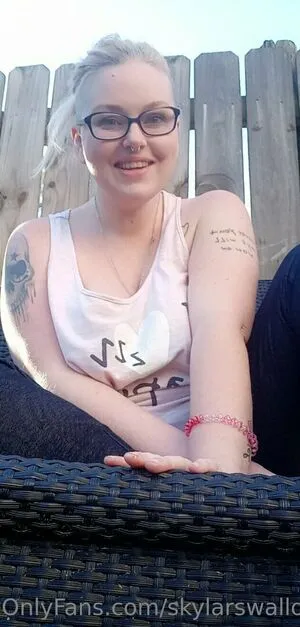Skylarswallows OnlyFans Leaked Free Thumbnail Picture - #6yrj5JmQI9