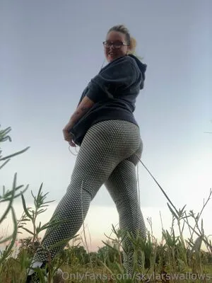 Skylarswallows OnlyFans Leaked Free Thumbnail Picture - #YTMW7ctM9A