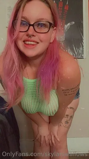 Skylarswallows OnlyFans Leaked Free Thumbnail Picture - #m8YvJHFv4n