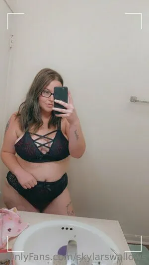 Skylarswallows OnlyFans Leaked Free Thumbnail Picture - #y2ejKxRAEy