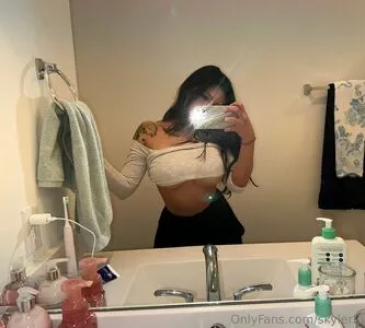 Skylerlo OnlyFans Leaked Free Thumbnail Picture - #UPRFm92FbW