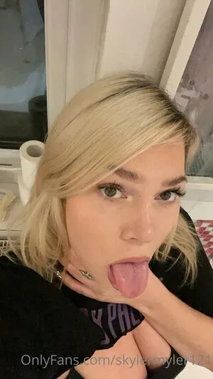 Skylermyler121 OnlyFans Leaked Free Thumbnail Picture - #zP6Vbp8Qp9