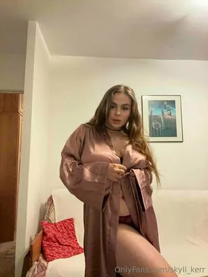 Skyli Kerr OnlyFans Leaked Free Thumbnail Picture - #FQS4DPg2t5