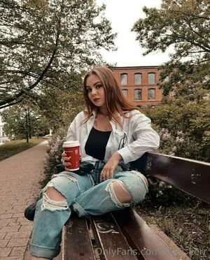 Skyli Kerr OnlyFans Leaked Free Thumbnail Picture - #Hg4kE6IVNP