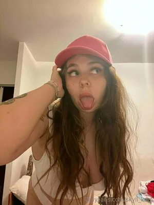 Skyli Kerr OnlyFans Leaked Free Thumbnail Picture - #WMFdQJLkFR
