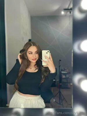 Skyli Kerr OnlyFans Leaked Free Thumbnail Picture - #pkySuhpadg