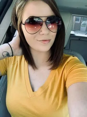 Skylynn Greene OnlyFans Leaked Free Thumbnail Picture - #M4xDb72c16