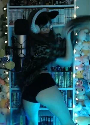 Skymi Chan OnlyFans Leaked Free Thumbnail Picture - #0MPkoPiWzq