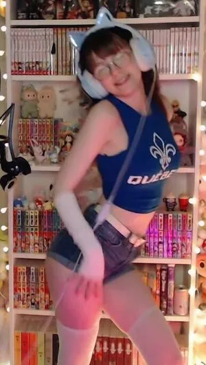 Skymi Chan OnlyFans Leaked Free Thumbnail Picture - #11kguCv8wm